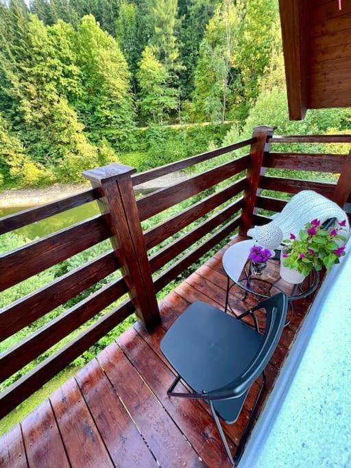 Апартаменти Apartman Labska 21 Ve Spindlerove Mlyne Шпіндлерув-Млин Екстер'єр фото